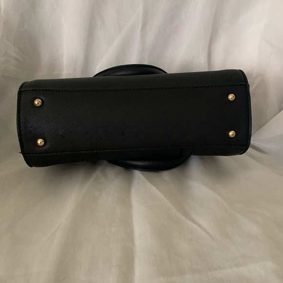 Handbag - Picture 3 of 10